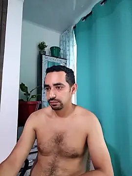 stivenlujan69 online show from January 16, 10:58 pm