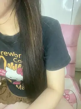 Snapshot of RubyBerry chatting on October 10, 3:49 am RubyBerry online show from October 10, 3:49 am