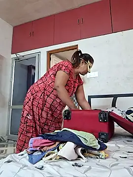 SIMIHOT online show from January 18, 9:35 am