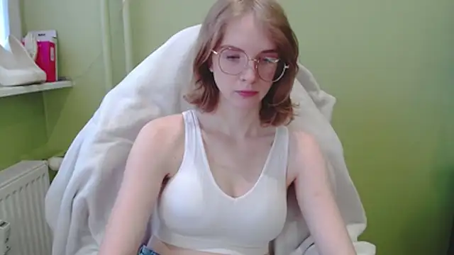 juicyPenny online show from January 19, 7:34 am