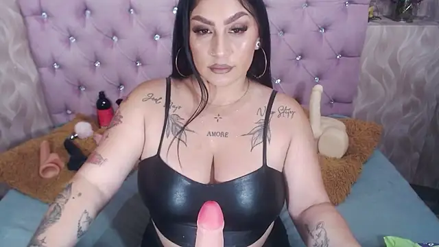 Naomi Braunx online show from November 3, 2:51 pm