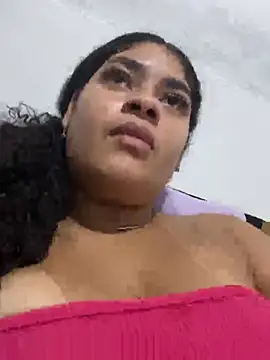 Snapshot of euseila98 chatting on July 2, 2:33 am euseila98 online show from July 2, 2:33 am