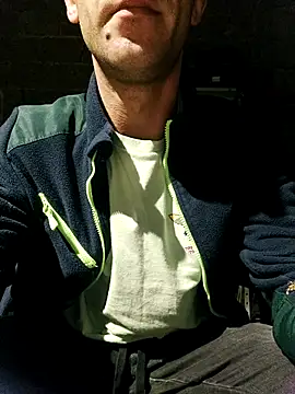 Snapshot of Czarnoksieznik chatting on November 10, 3:33 pm Czarnoksieznik online show from November 10, 3:33 pm