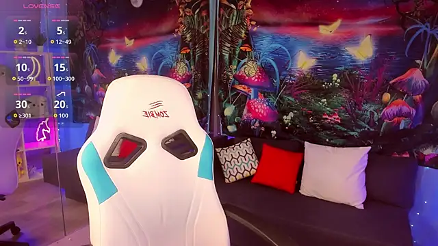 ClaraParks online show from November 27, 9:00 am