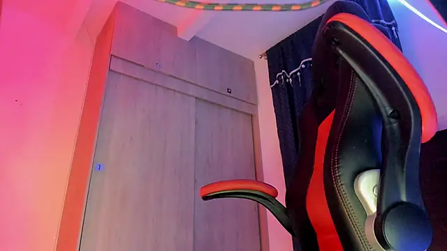 CorvisXnc0012 online show from November 13, 5:39 am