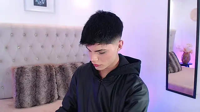 Dulcey  online show from November 6, 4:02 am