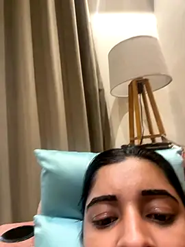 desitease online show from November 17, 11:27 am