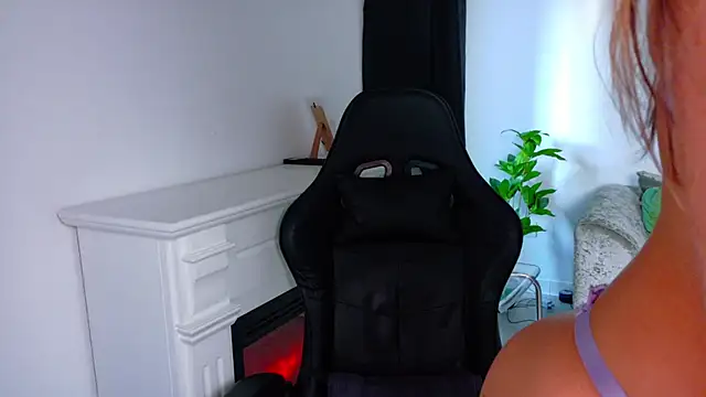 EvaBllake online show from February 6, 6:40 am