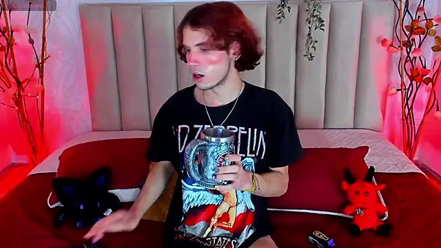 danny rios20 online show from February 13, 2:24 pm