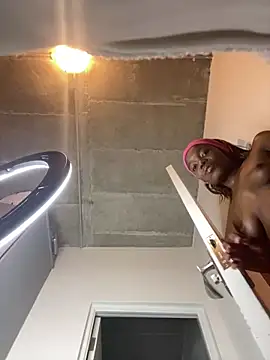 prettydollyy online show from March 16, 6:01 pm