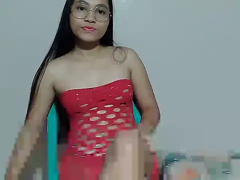 Snapshot of sexypinaybeauty chatting on May 11, 1:39 pm sexypinaybeauty online show from May 11, 1:39 pm
