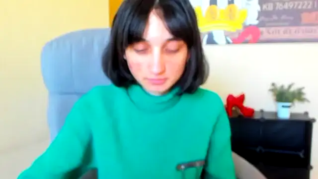 Snapshot of Marri-Stella chatting on October 14, 8:37 am Marri-Stella online show from October 14, 8:37 am