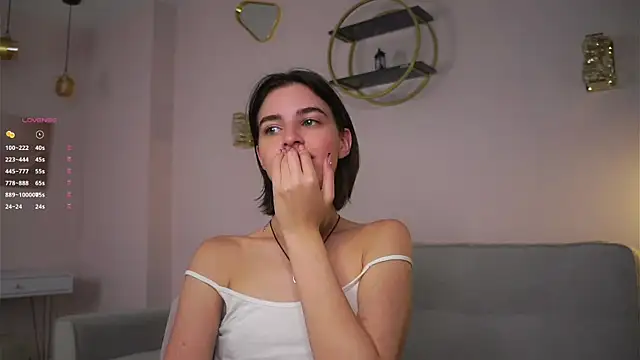 EleneButton online show from November 27, 1:51 am