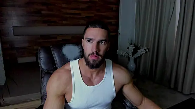 Snapshot of IvanHydee chatting on July 13, 4:26 am IvanHydee online show from July 13, 4:26 am