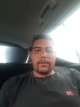 Snapshot of feehzungi0000 chatting on February 5, 8:57 pm feehzungi0000 online show from February 5, 8:57 pm