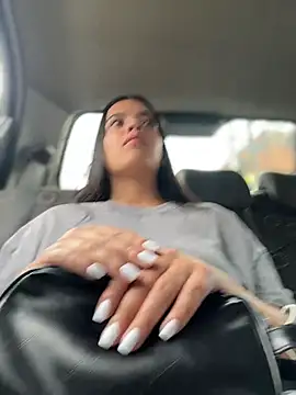 JuanitaMore01 online show from May 21, 8:27 pm
