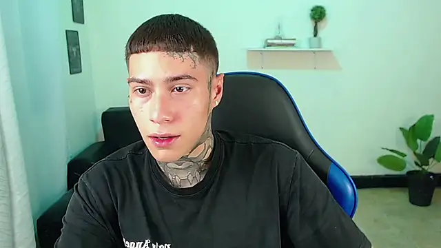 setthomas online show from January 16, 9:52 pm