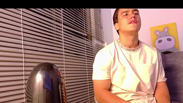 battistaturner online show from March 8, 11:52 pm