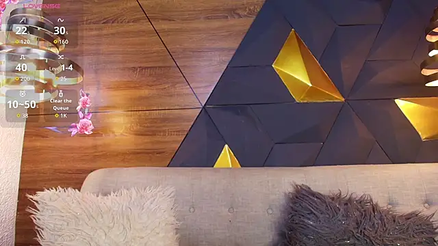 ly lulu online show from March 25, 11:05 am