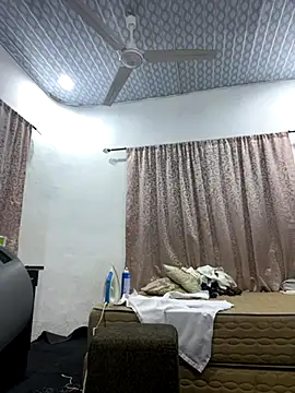 Snapshot of madakraah1 chatting on September 23, 3:42 am madakraah1 online show from September 23, 3:42 am