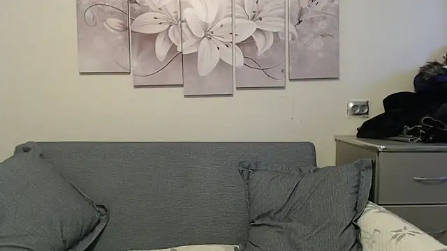 Snapshot of ProstoMaria chatting on October 6, 5:38 am ProstoMaria online show from October 6, 5:38 am