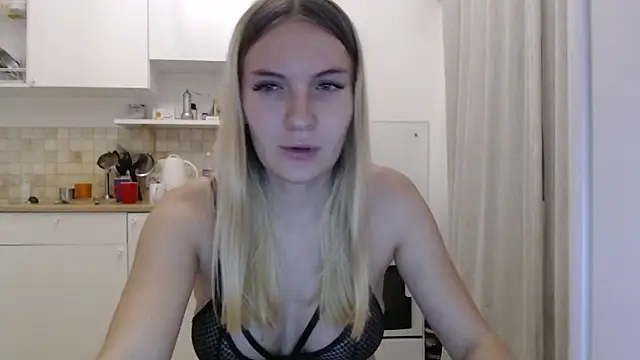 Snapshot of ProstoMaria chatting on October 26, 1:17 pm ProstoMaria online show from October 26, 1:17 pm