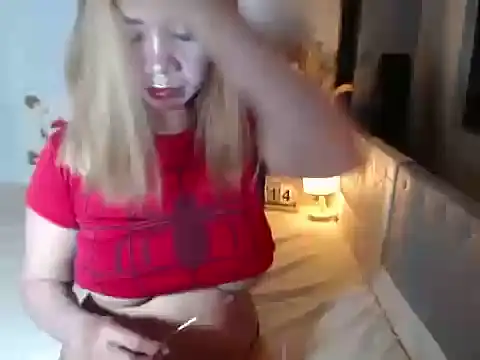 xpinaywildgirlxx online show from June 14, 5:20 am