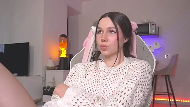 kategoodgirl online show from November 5, 10:15 am