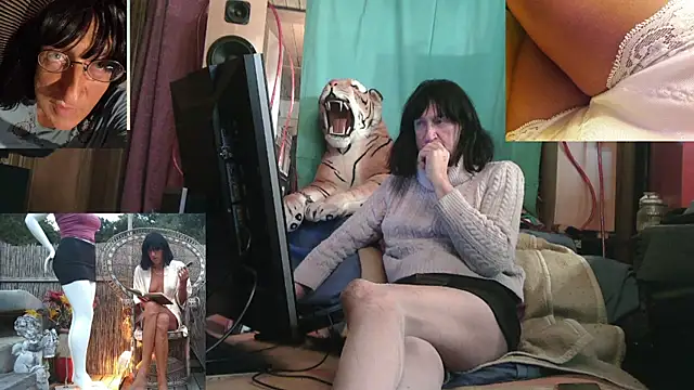 Snapshot of SissiDomination chatting on January 17, 7:28 pm SissiDomination online show from January 17, 7:28 pm