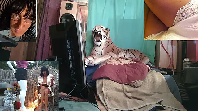 Snapshot of SissiDomination chatting on January 18, 6:34 pm SissiDomination online show from January 18, 6:34 pm