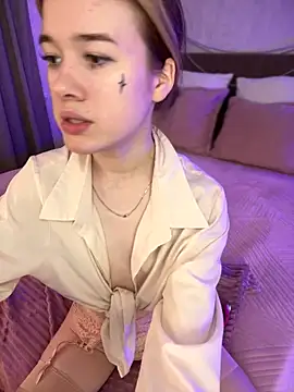 Marryme- online show from March 6, 1:40 pm