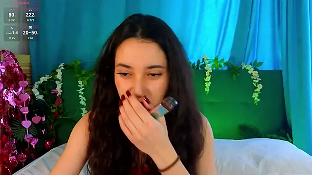 Snapshot of BettyMaldonado chatting on March 7, 6:43 am BettyMaldonado online show from March 7, 6:43 am