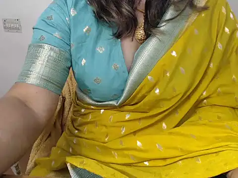 Snapshot of Mallu_gowri_indan chatting on July 27, 5:58 am Mallu gowri indan online show from July 27, 5:58 am