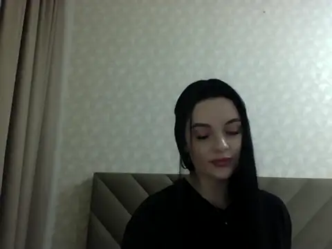Snapshot of Lulii24 chatting on October 28, 10:12 pm Lulii24 online show from October 28, 10:12 pm