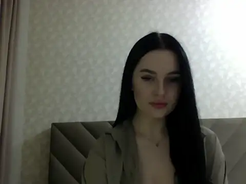 Snapshot of Lulii24 chatting on February 26, 12:20 am Lulii24 online show from February 26, 12:20 am