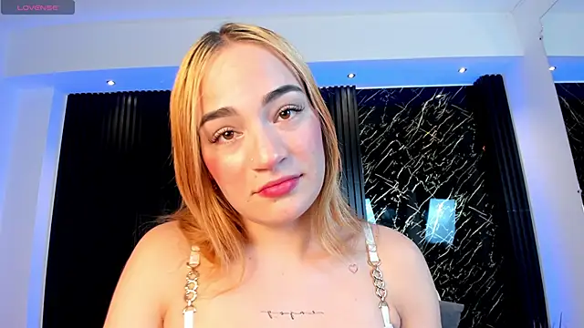 MadisonAnngel online show from February 14, 8:05 pm