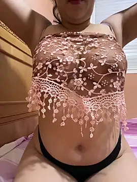 Snapshot of _Laiali_ chatting on October 11, 11:42 am Laiali online show from October 11, 11:42 am