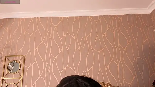 Anamonrroe online show from March 6, 8:05 pm