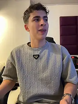 AdrianRinaldi online show from February 7, 8:01 pm