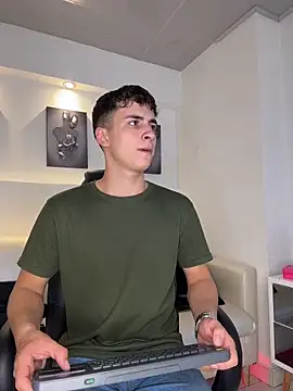 AdrianRinaldi online show from March 20, 10:25 pm