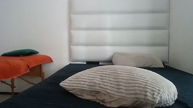 SexyNonnyy online show from May 13, 6:00 am