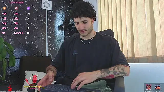 Snapshot of Rafael_Mendezz chatting on April 29, 8:48 pm Rafael Mendezz online show from April 29, 8:48 pm