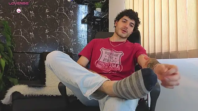 Snapshot of Rafael_Mendezz chatting on May 15, 8:05 pm Rafael Mendezz online show from May 15, 8:05 pm