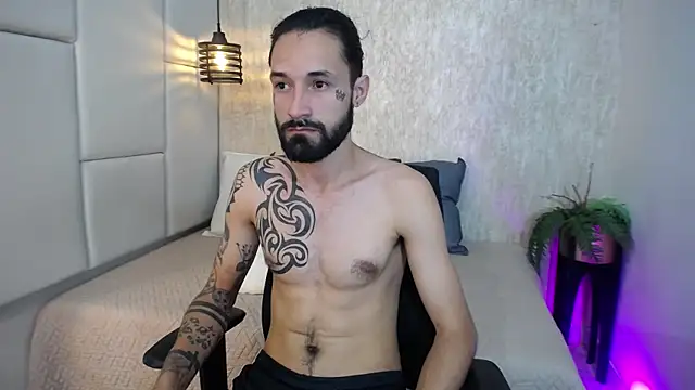 Hisoka 011 online show from February 17, 7:42 pm