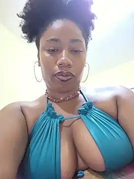 Snapshot of Naomi_jhonson chatting on June 24, 3:33 pm Naomi jhonson online show from June 24, 3:33 pm