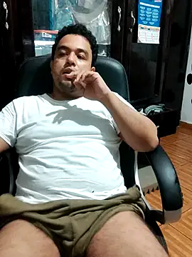 Snapshot of Hotknight chatting on October 9, 9:07 am Hotknight online show from October 9, 9:07 am