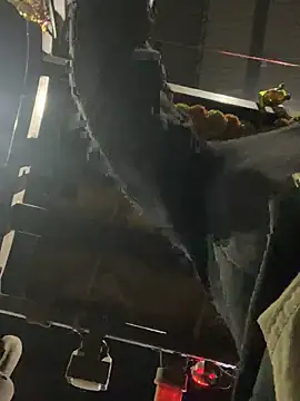 meralund9inch online show from February 26, 7:13 pm