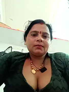 Snapshot of Hot_komal1 chatting on June 12, 9:41 am Hot komal1 online show from June 12, 9:41 am