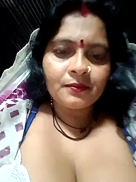 Snapshot of Hot_komal1 chatting on June 15, 7:49 pm Hot komal1 online show from June 15, 7:49 pm