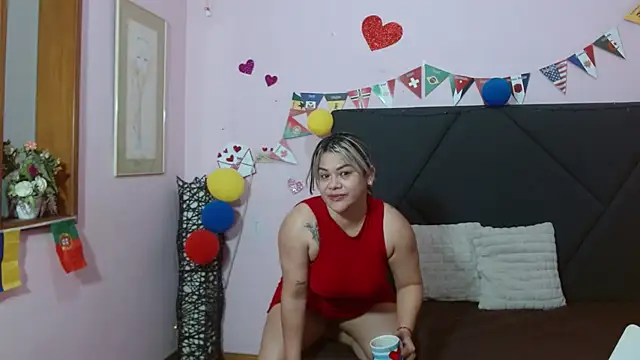 Snapshot of pamela_echeverria chatting on July 9, 11:14 am pamela echeverria online show from July 9, 11:14 am